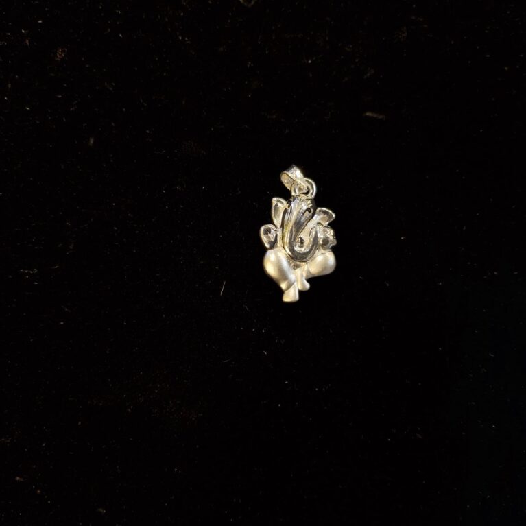 Lord Ganesh ji pendant in 925 pure silver