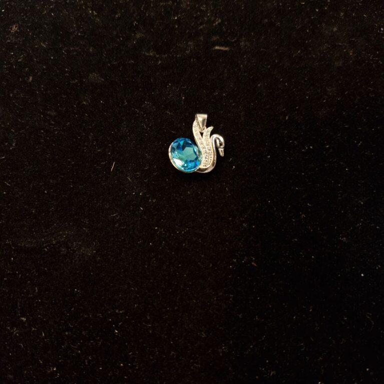 Swan with blue colour stone pendant in 925 pure silver